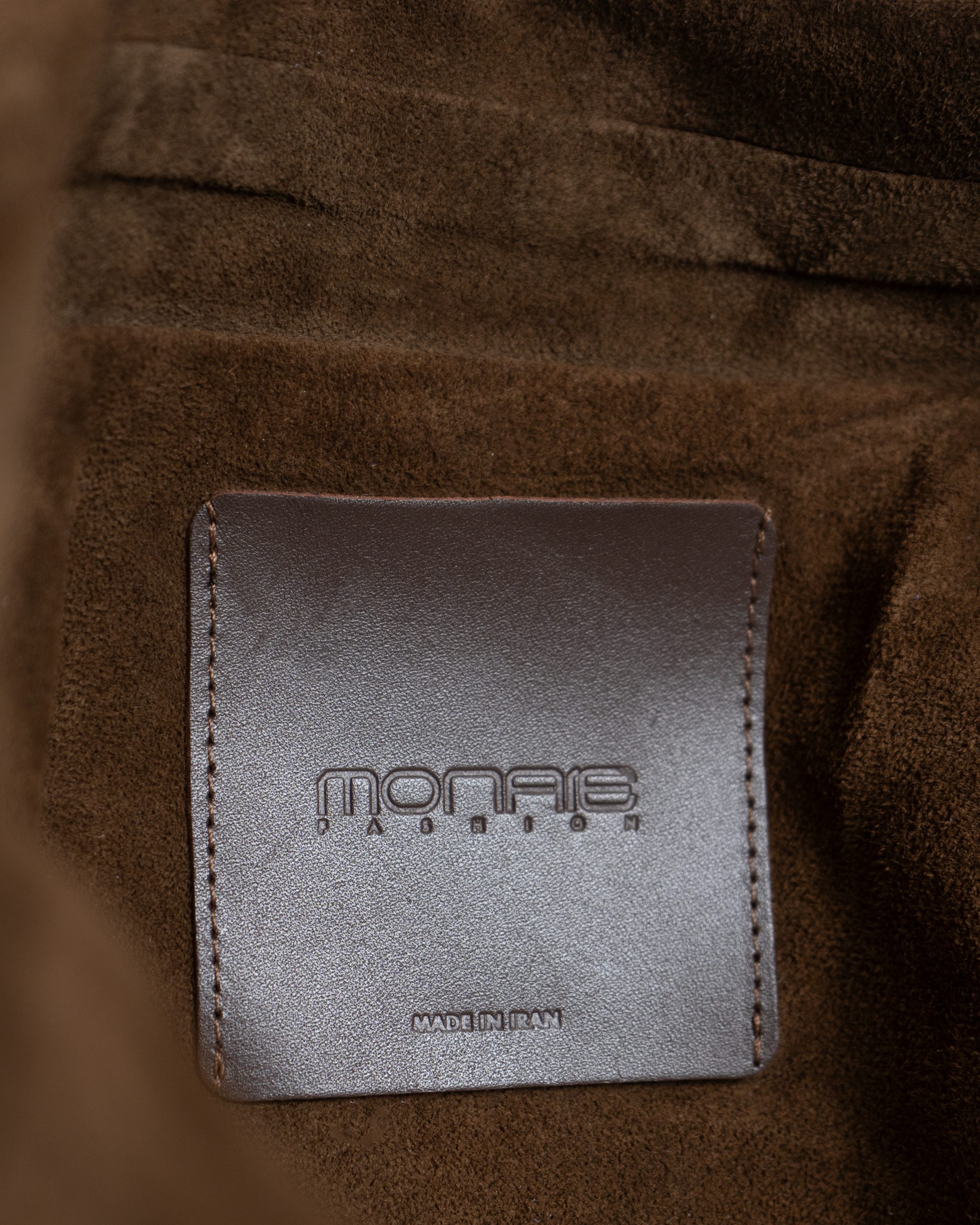 ترنچ کت دلوان