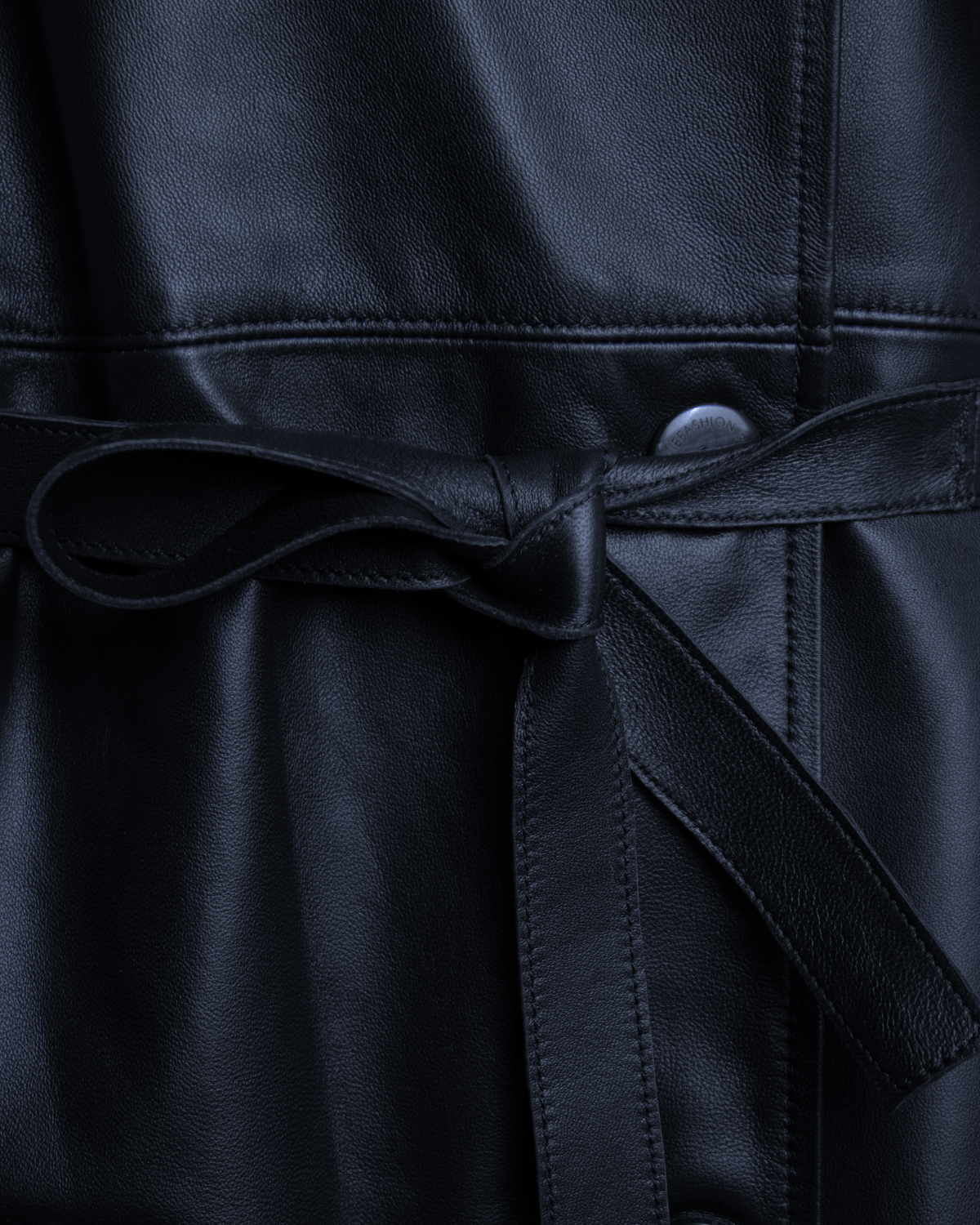 ترنچ کت دلوان چرم