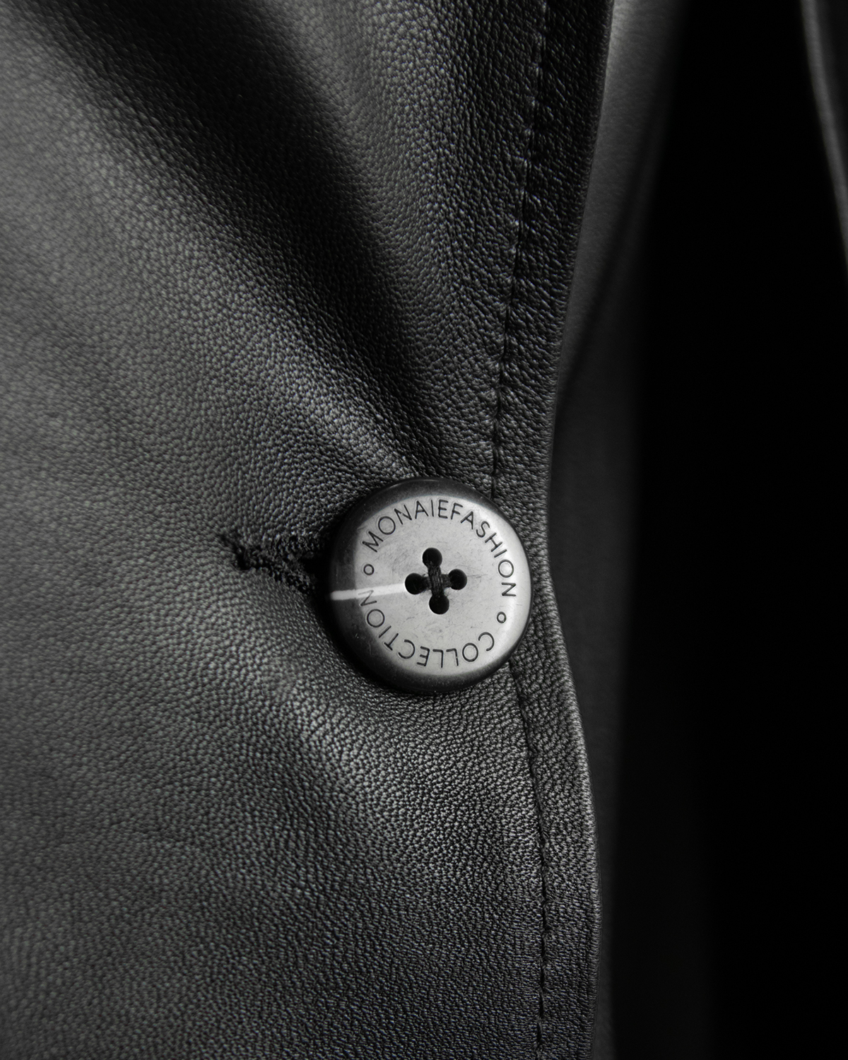 ترنچ کت دلوان چرم